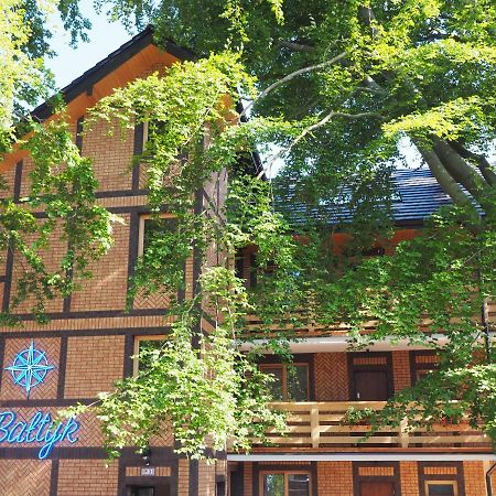 Baltyk Apartamenty ポッドンビエ エクステリア 写真